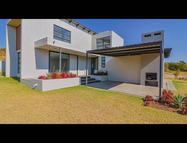 3 BEDROOM HOUSE FOR SALE IN JACKAL CREEK GOLF ESTATE